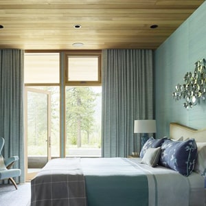 Bedroom wood ceiling