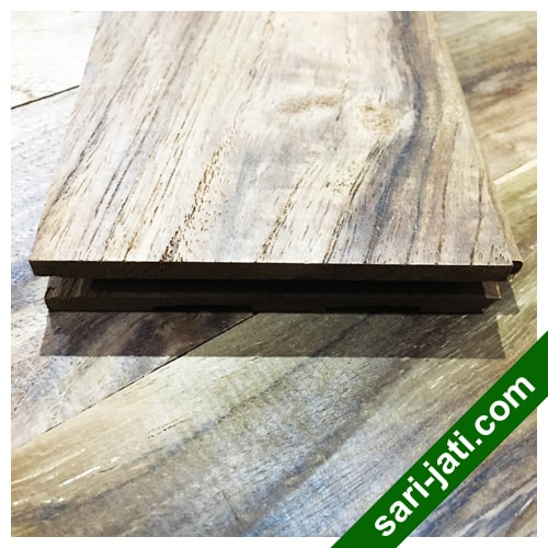 Flooring lantai kayu jati perhutani I grade B ada doreng hitam ukuran 1,5 x 9 cm model SF 1590